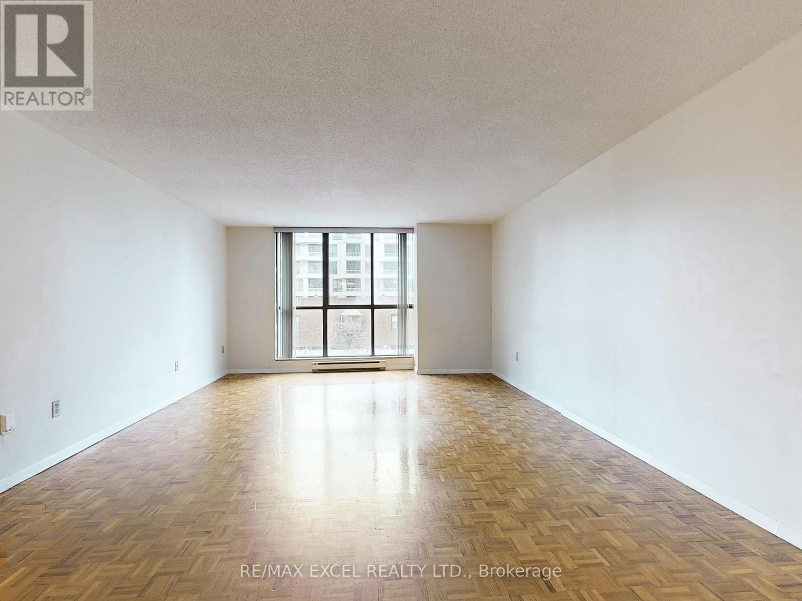 












406 - 188 SPADINA AVENUE

,
Toronto (Kensington-Chinatown),




Ontario
M5T3A4

