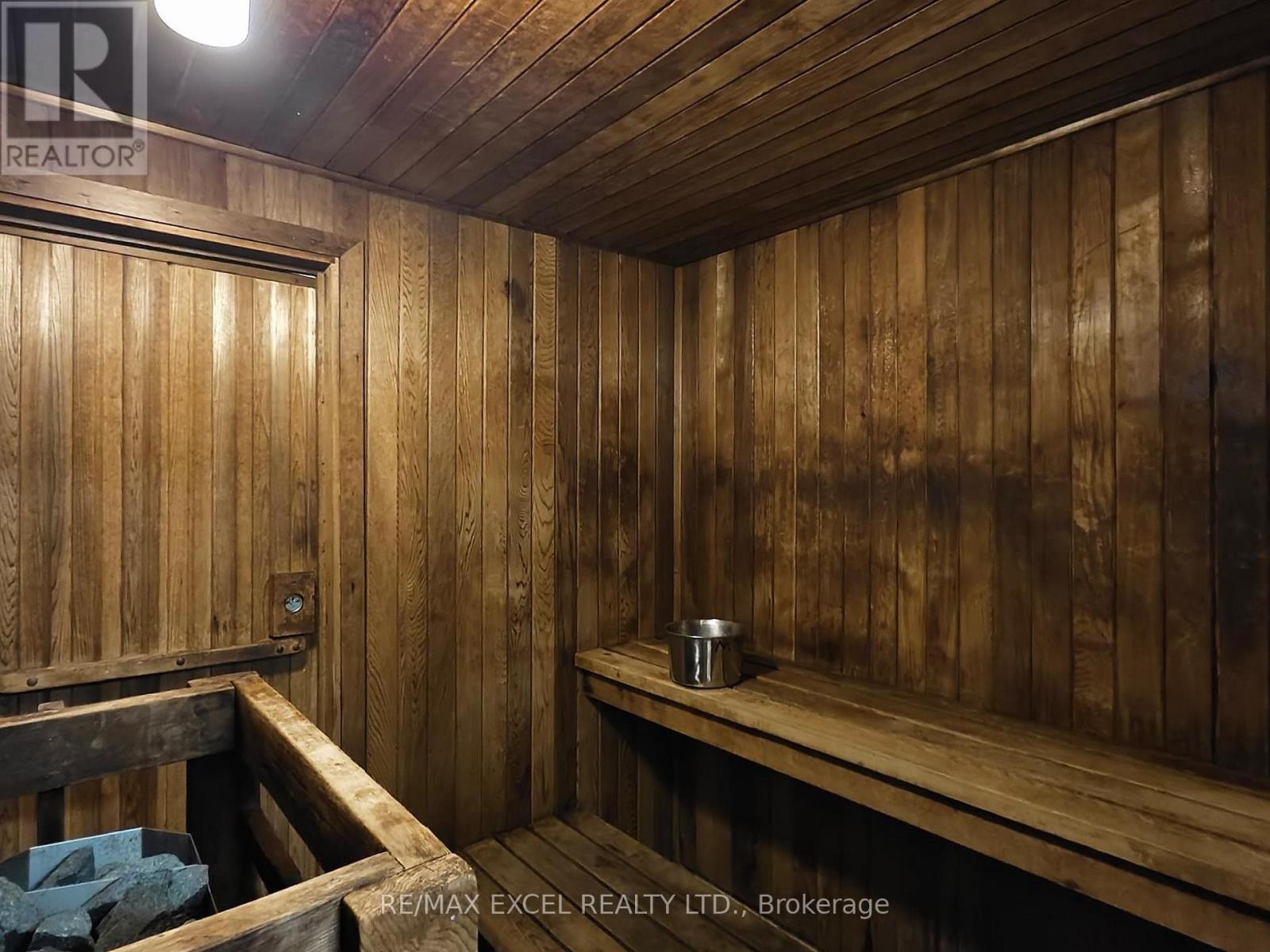 












406 - 188 SPADINA AVENUE

,
Toronto (Kensington-Chinatown),




Ontario
M5T3A4

