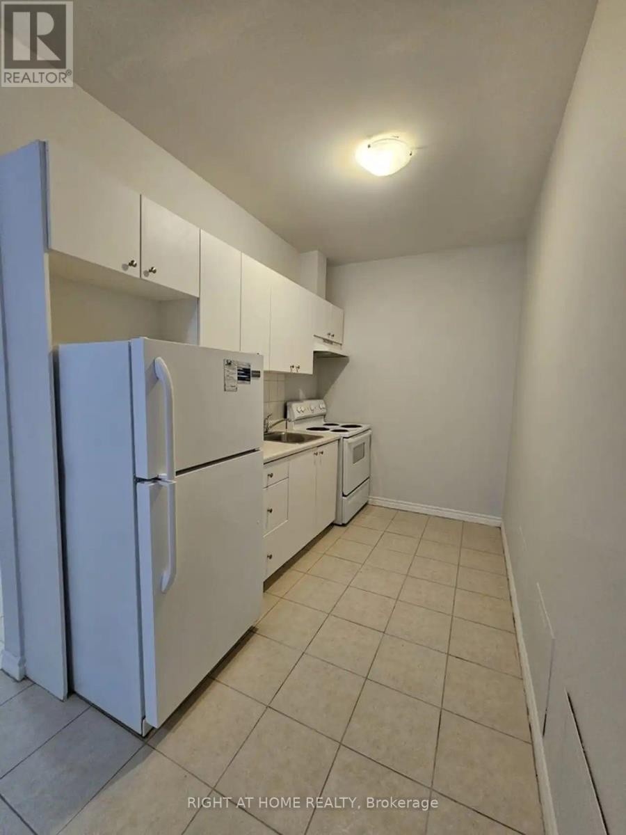 












304 - 1807 EGLINTON AVENUE W

,
Toronto (Oakwood Village),




Ontario
M6E2H7

