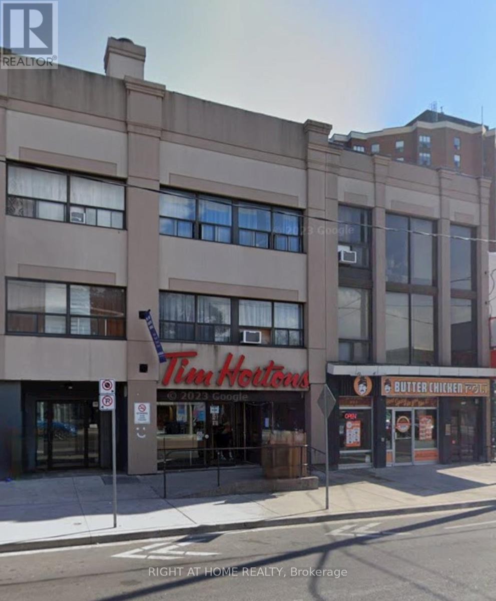 












304 - 1807 EGLINTON AVENUE W

,
Toronto (Oakwood Village),




Ontario
M6E2H7

