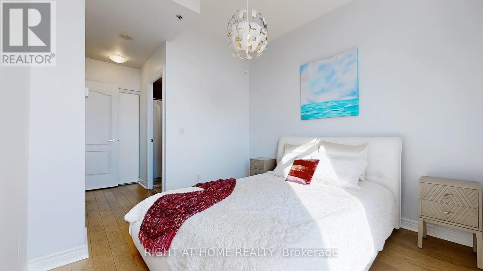 












1110 - 2756 OLD LESLIE STREET

,
Toronto (Bayview Village),




Ontario
M2K0E2

