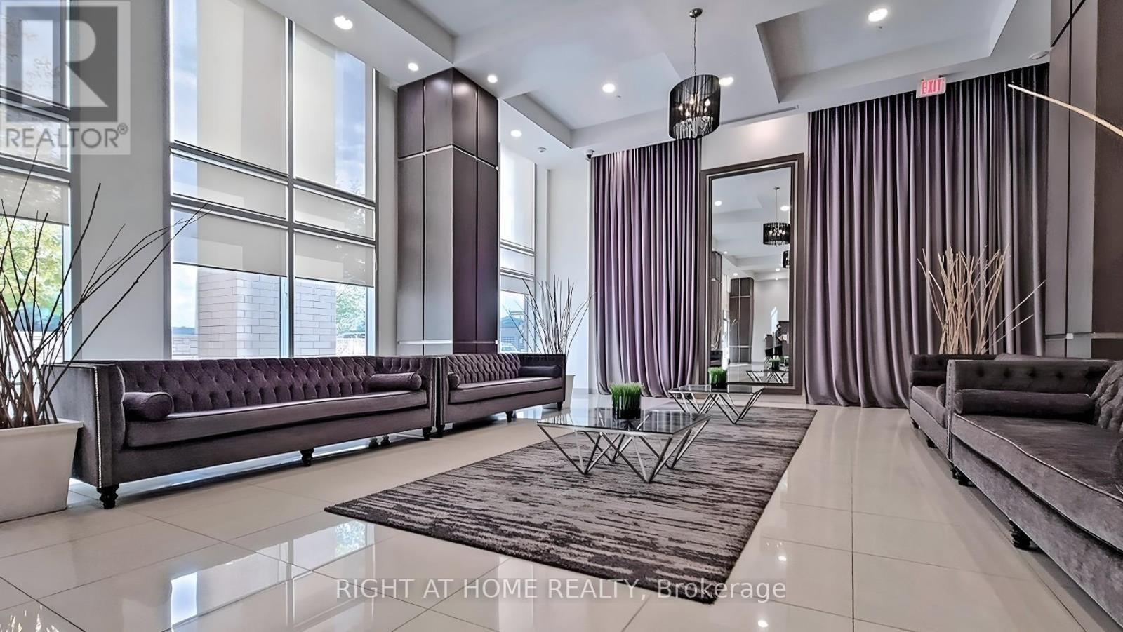 












1110 - 2756 OLD LESLIE STREET

,
Toronto (Bayview Village),




Ontario
M2K0E2

