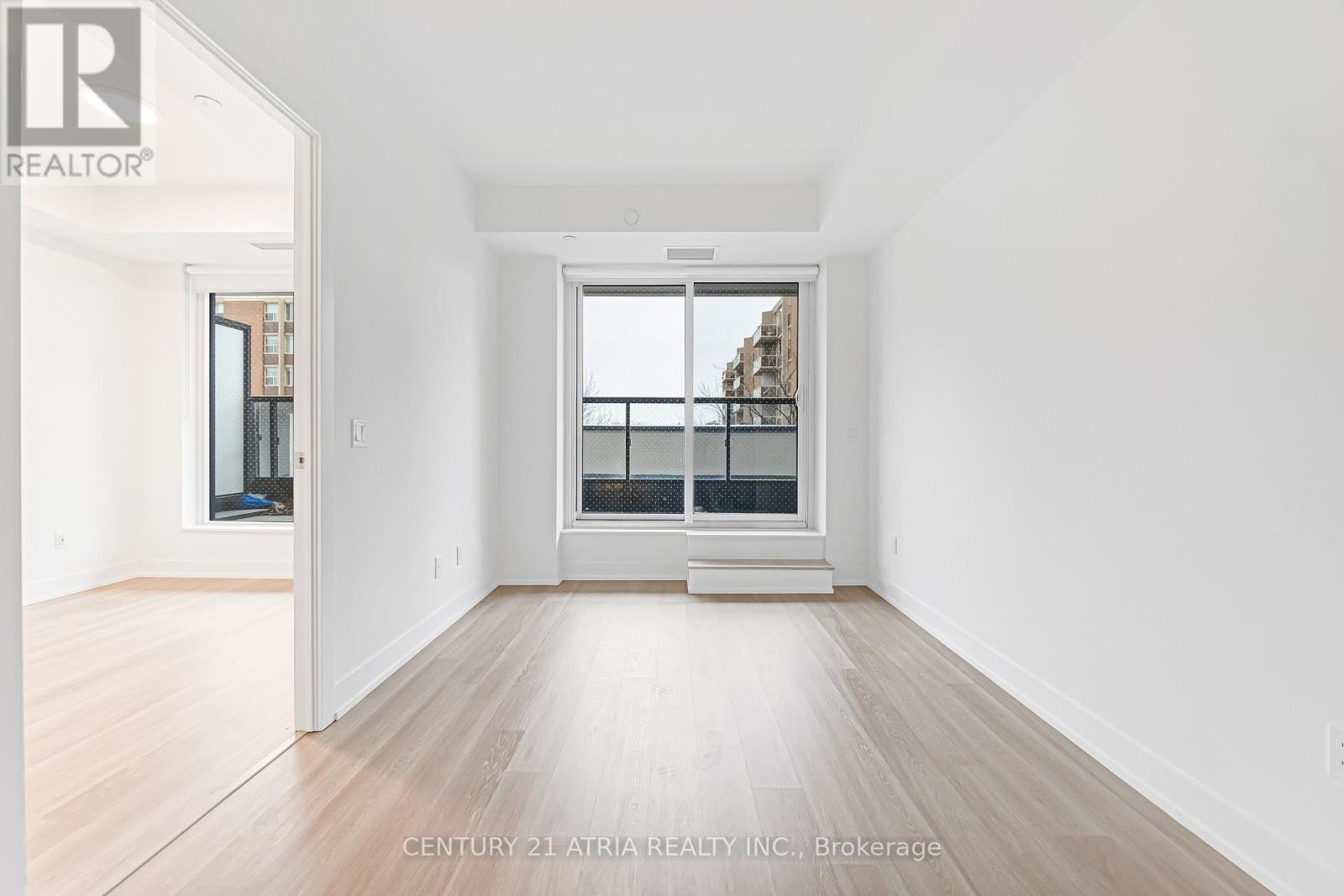 












315 - 60 CENTRAL PARK ROAD WAY

,
Toronto (Islington-City Centre West),




Ontario
M9A0E6

