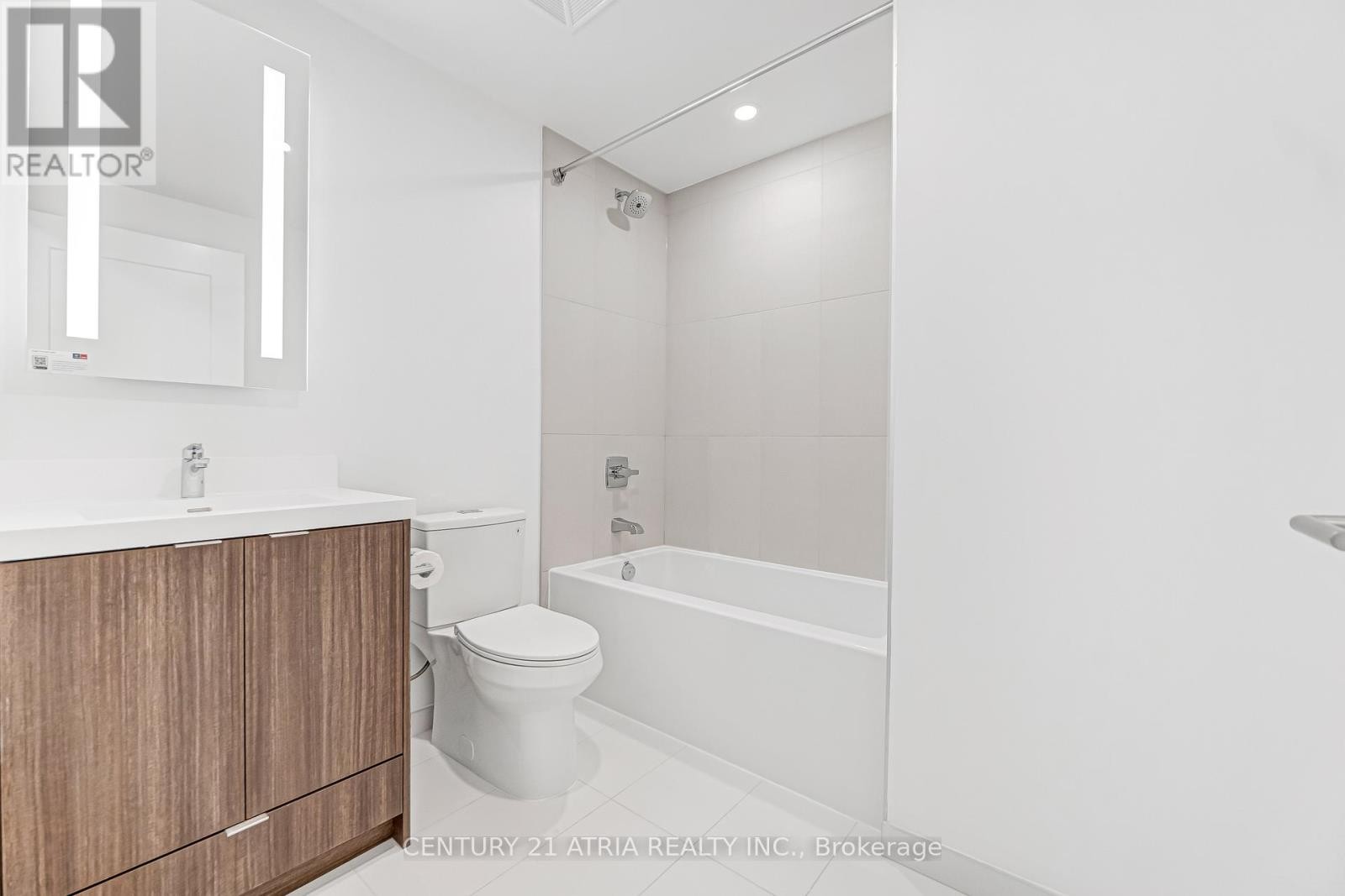 












315 - 60 CENTRAL PARK ROAD WAY

,
Toronto (Islington-City Centre West),




Ontario
M9A0E6

