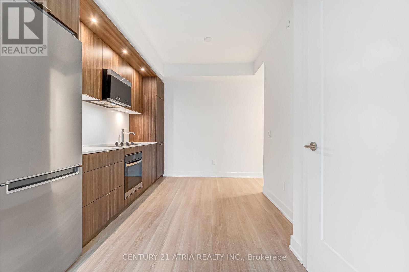 












315 - 60 CENTRAL PARK ROAD WAY

,
Toronto (Islington-City Centre West),




Ontario
M9A0E6

