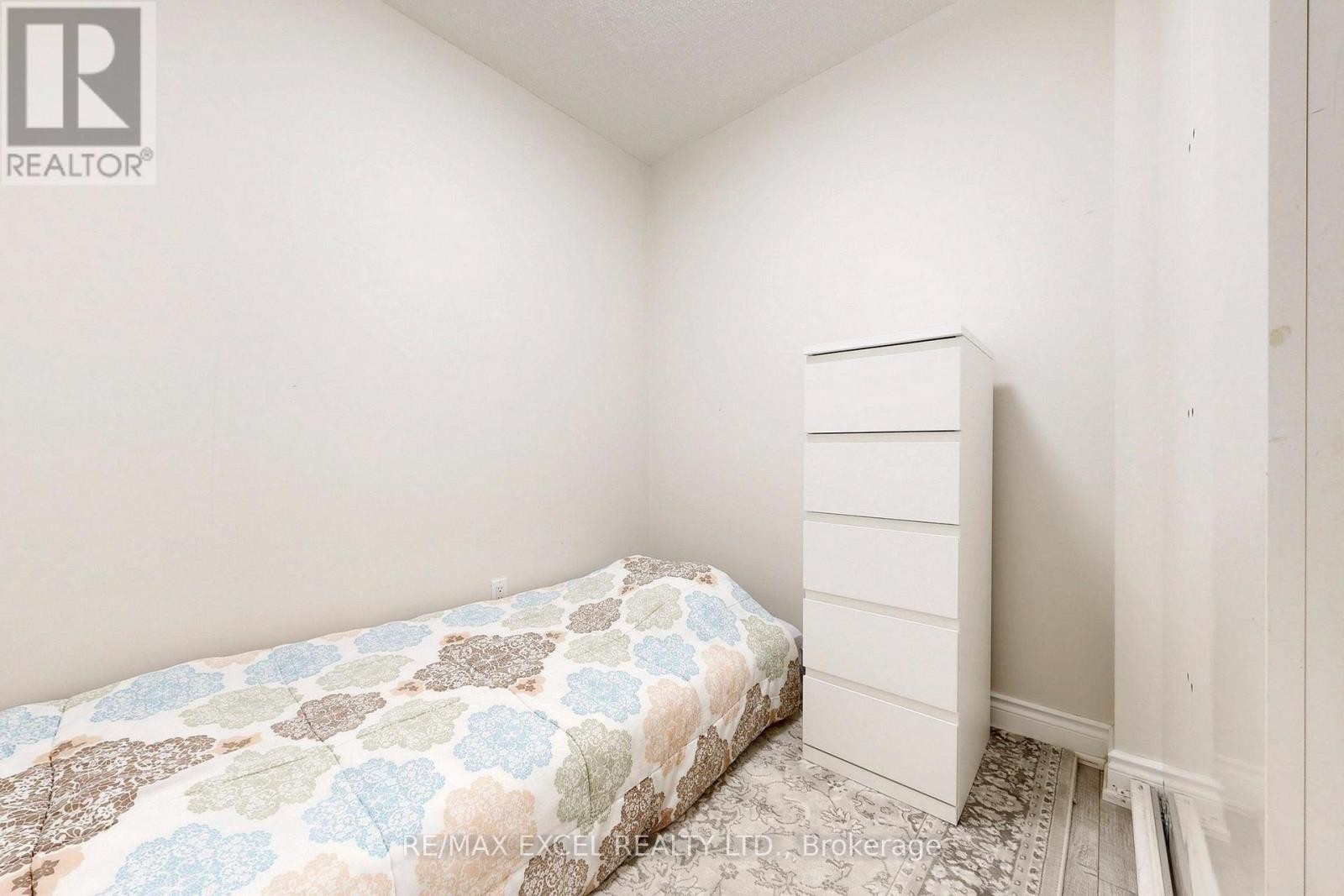 












814 - 10 NORTHTOWN WAY

,
Toronto (Willowdale East),




Ontario
M2N7L4

