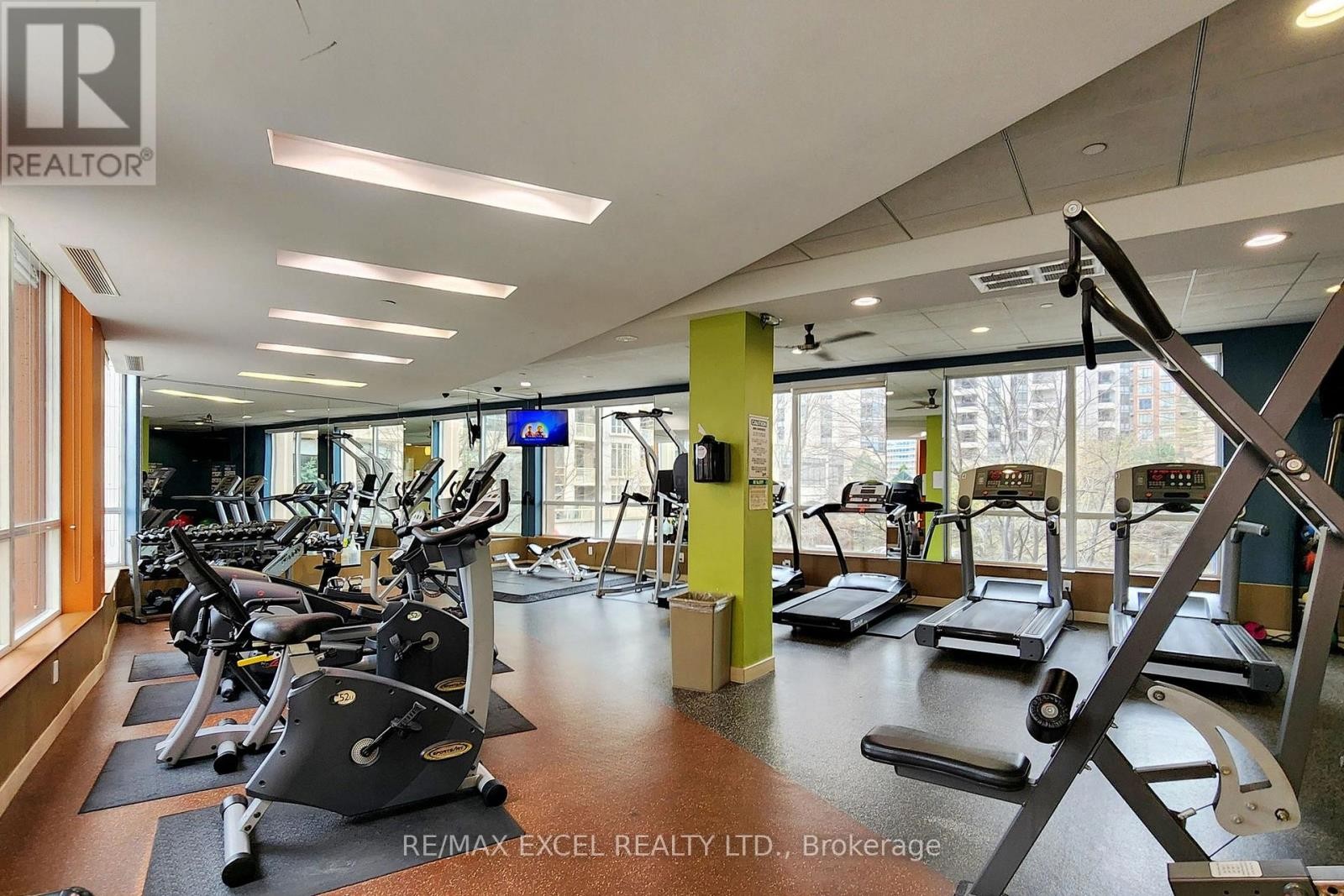 












814 - 10 NORTHTOWN WAY

,
Toronto (Willowdale East),




Ontario
M2N7L4

