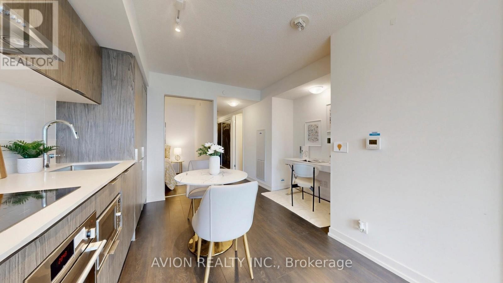 












2007 - 60 SHUTER STREET

,
Toronto (Church-Yonge Corridor),




Ontario
M5B1A8

