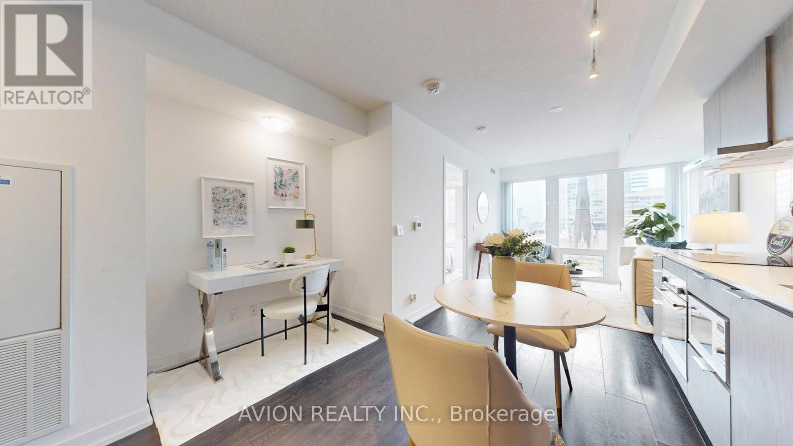 












2007 - 60 SHUTER STREET

,
Toronto (Church-Yonge Corridor),




Ontario
M5B1A8

