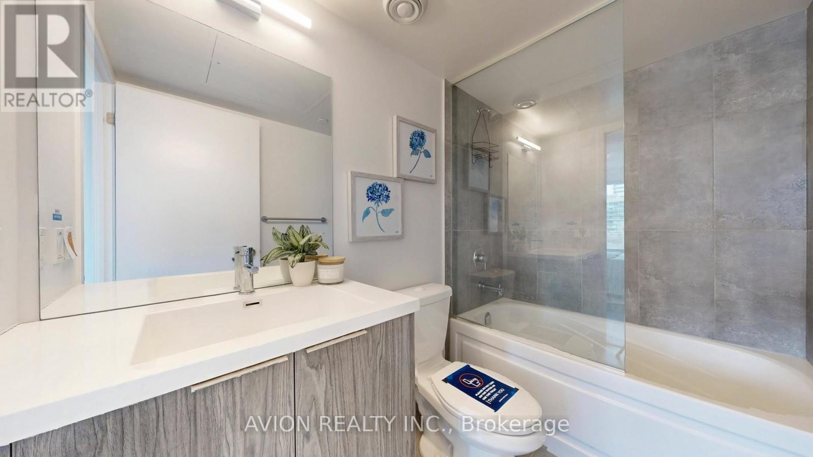 












2007 - 60 SHUTER STREET

,
Toronto (Church-Yonge Corridor),




Ontario
M5B1A8

