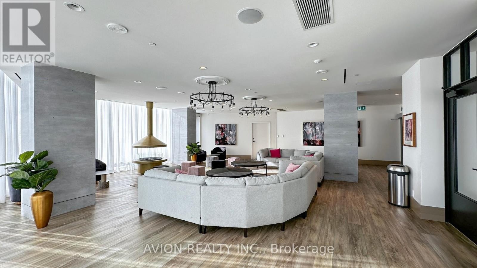 












2007 - 60 SHUTER STREET

,
Toronto (Church-Yonge Corridor),




Ontario
M5B1A8

