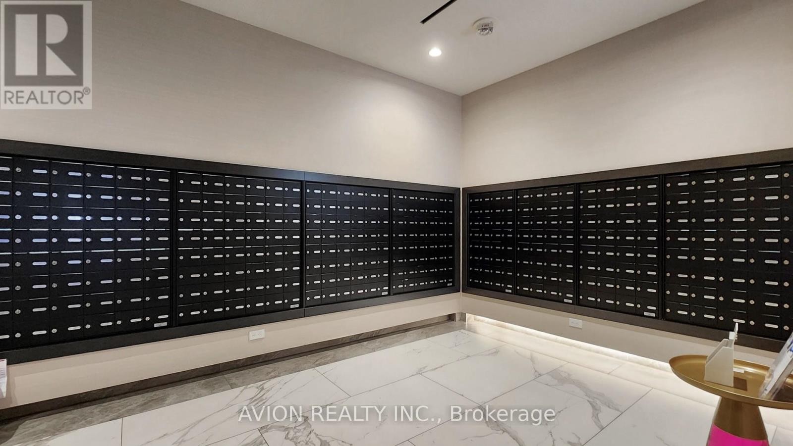 












2007 - 60 SHUTER STREET

,
Toronto (Church-Yonge Corridor),




Ontario
M5B1A8

