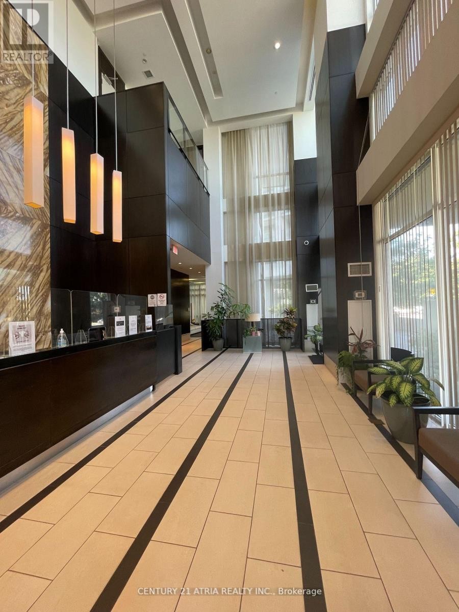 












1504 - 30 HERONS HILL WAY N

,
Toronto (Henry Farm),




Ontario
M2J0A7

