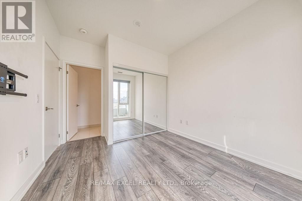 












1009 - 225 SUMACH STREET

,
Toronto (Regent Park),




Ontario
M5A0P8

