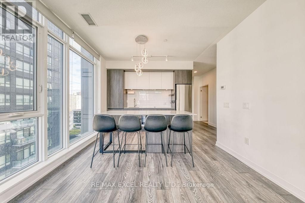 












1009 - 225 SUMACH STREET

,
Toronto (Regent Park),




Ontario
M5A0P8

