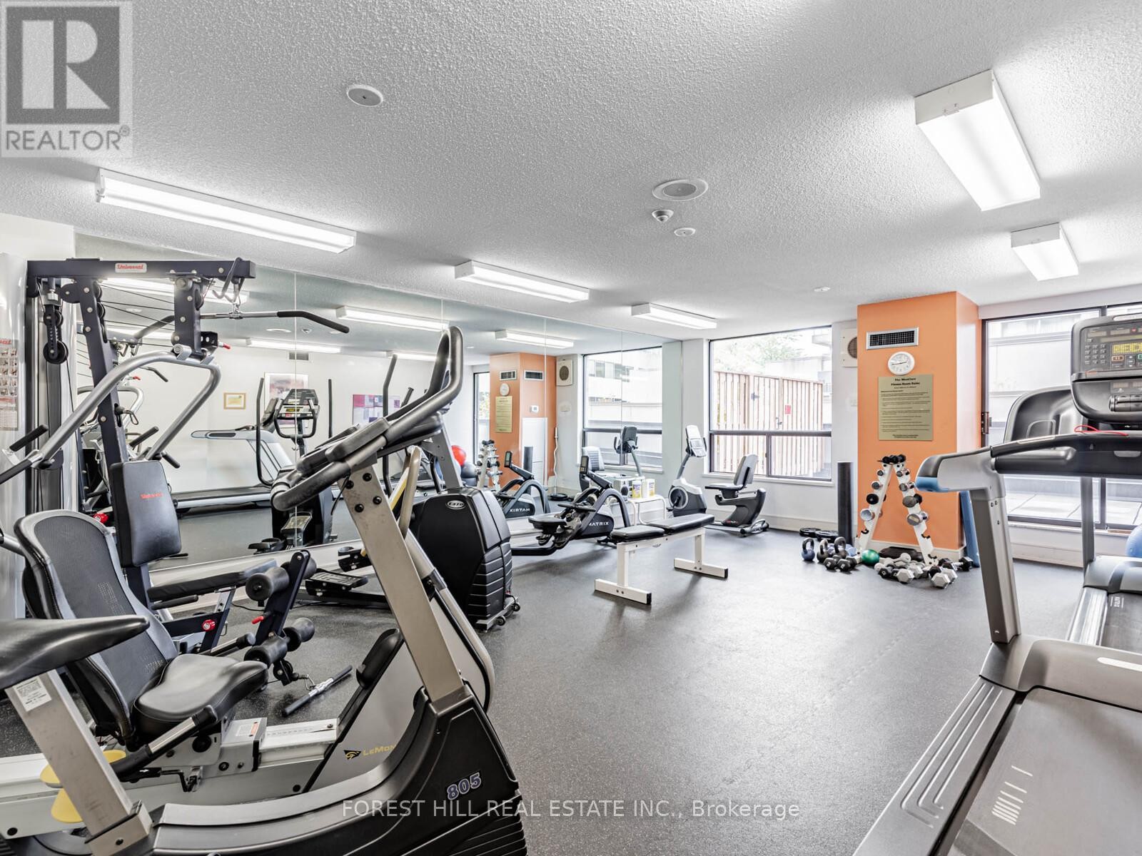 












902 - 47 ST CLAIR AVENUE W

,
Toronto (Yonge-St. Clair),




Ontario
M4V3A5

