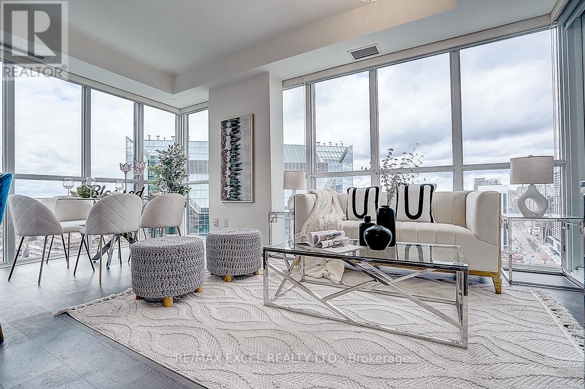 












2707 - 9 BOGERT AVENUE

,
Toronto (Lansing-Westgate),




Ontario
M2N0H3

