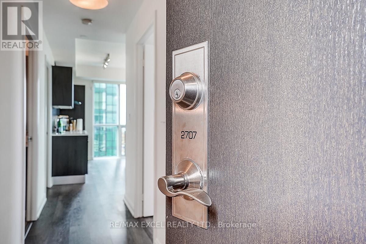 












2707 - 9 BOGERT AVENUE

,
Toronto (Lansing-Westgate),




Ontario
M2N0H3

