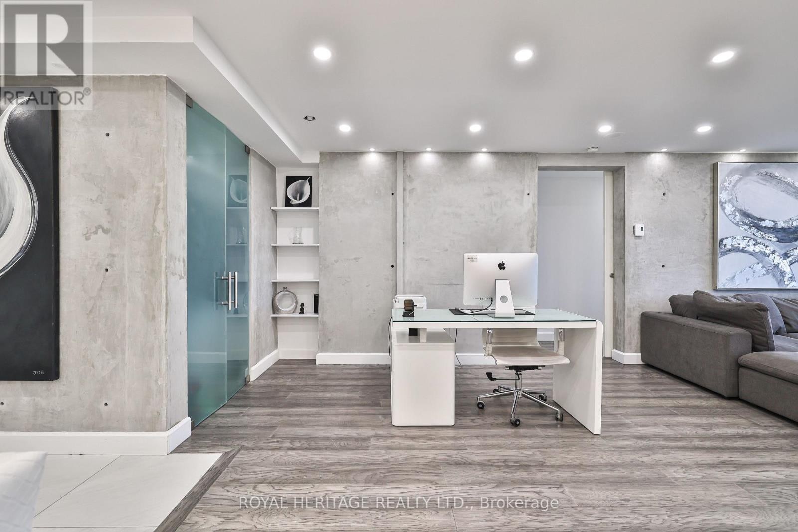 












801 - 10 TORRESDALE AVENUE

,
Toronto (Westminster-Branson),




Ontario
M2R3V8

