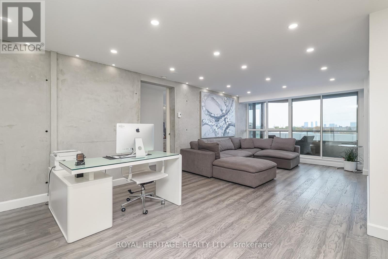 












801 - 10 TORRESDALE AVENUE

,
Toronto (Westminster-Branson),




Ontario
M2R3V8

