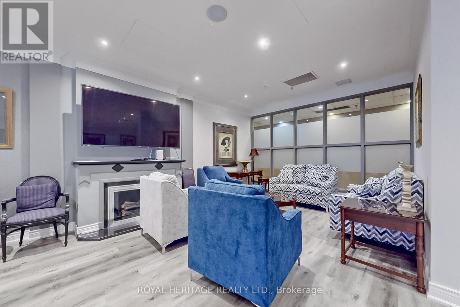 












801 - 10 TORRESDALE AVENUE

,
Toronto (Westminster-Branson),




Ontario
M2R3V8

