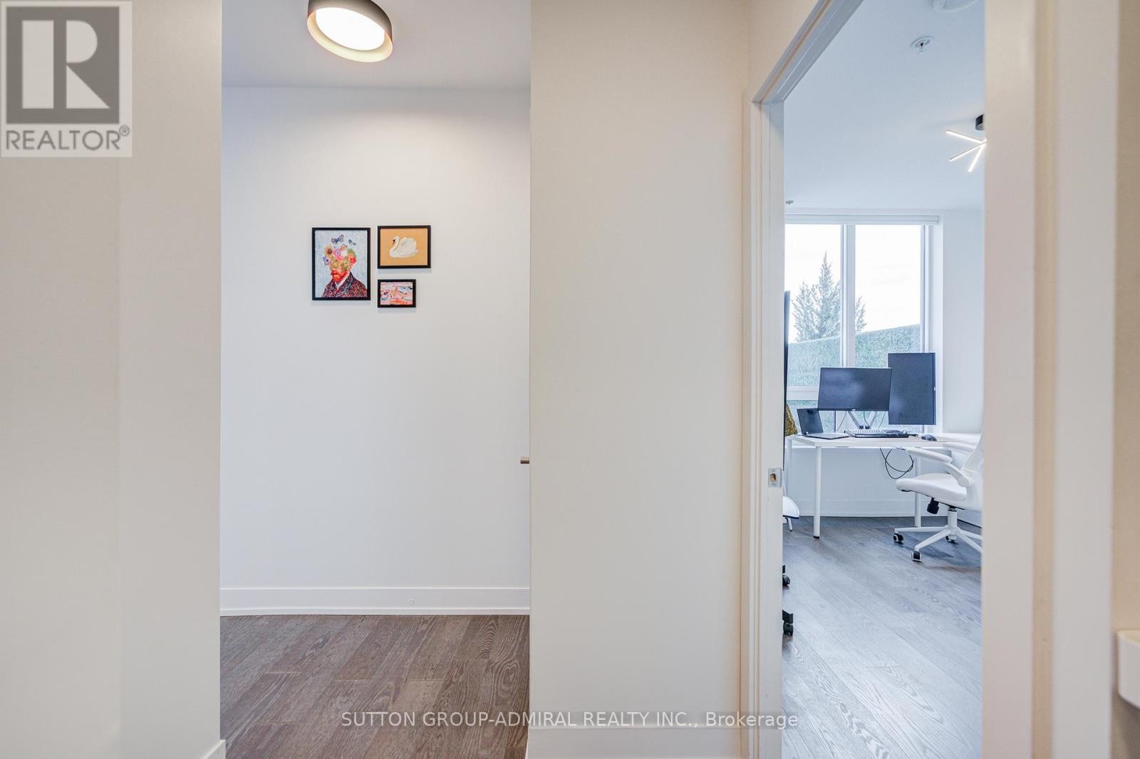 












912 - 7 KENASTON GARDENS

,
Toronto (Bayview Village),




Ontario
M2K1G7

