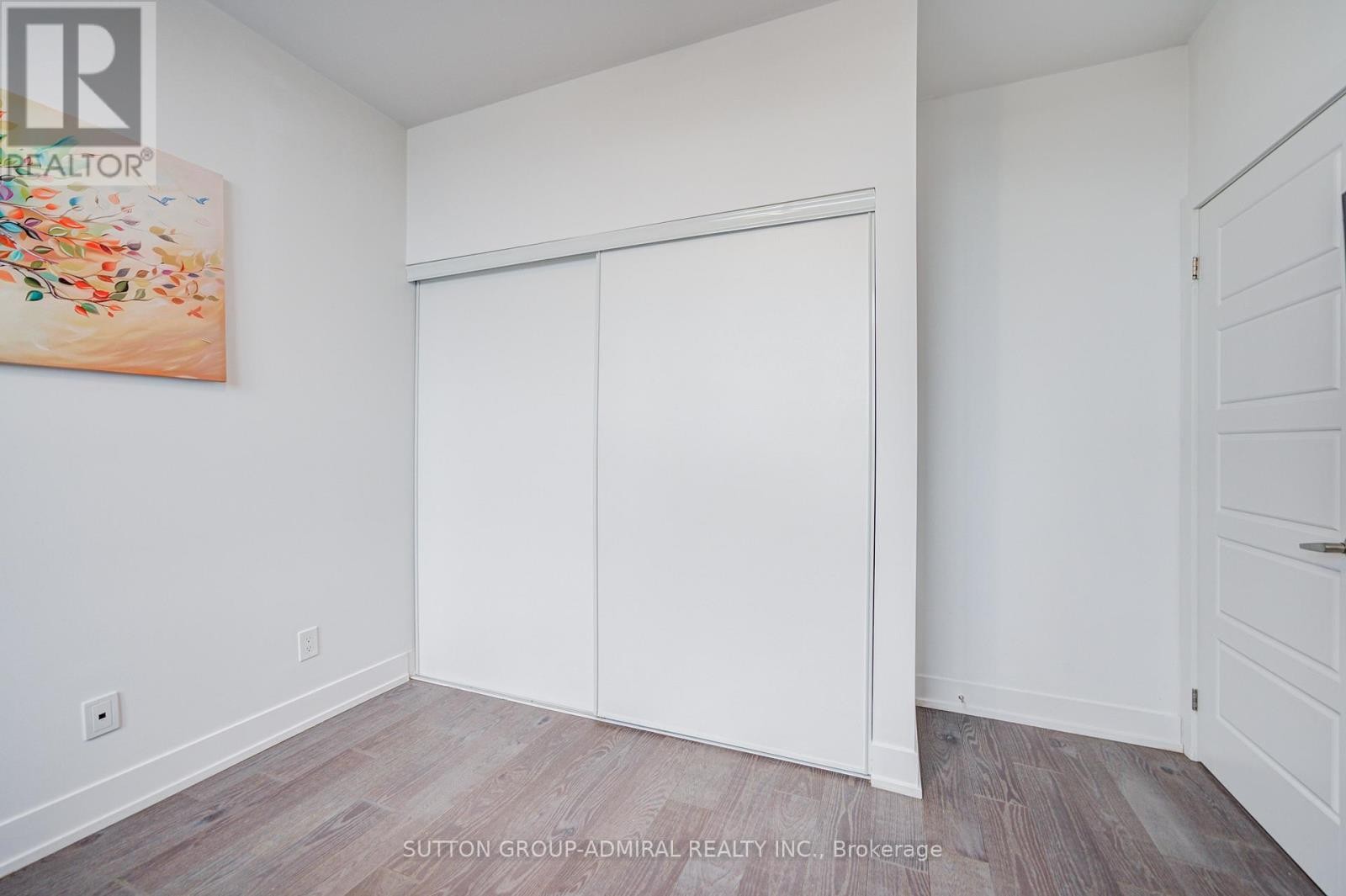 












912 - 7 KENASTON GARDENS

,
Toronto (Bayview Village),




Ontario
M2K1G7

