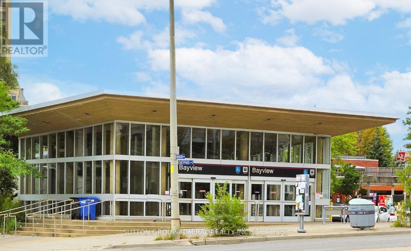 












912 - 7 KENASTON GARDENS

,
Toronto (Bayview Village),




Ontario
M2K1G7

