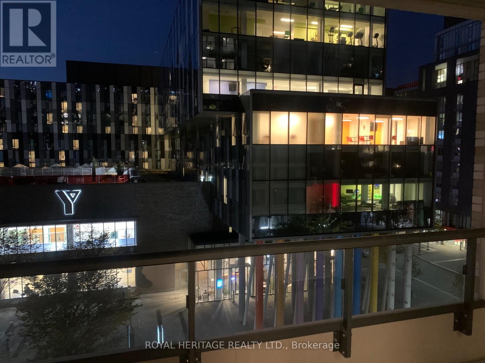 












502 - 425 FRONT STREET E

,
Toronto (Waterfront Communities),




Ontario
M5A0X2

