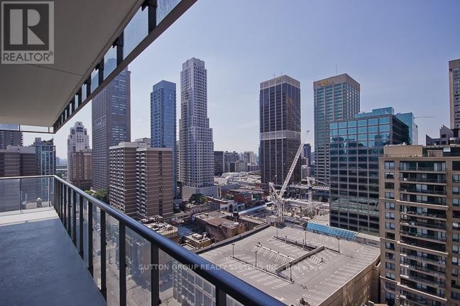 












1609 - 33 CHARLES STREET E

,
Toronto (Church-Yonge Corridor),




Ontario
M4Y1R9

