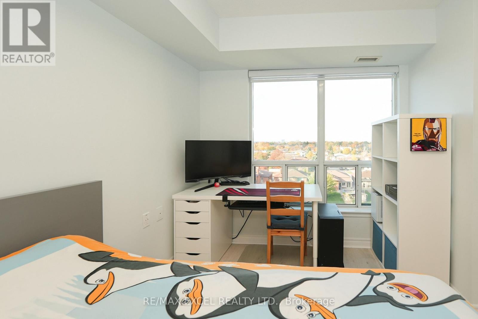 












711 - 920 SHEPPARD AVENUE W

,
Toronto (Bathurst Manor),




Ontario
M3H0A2

