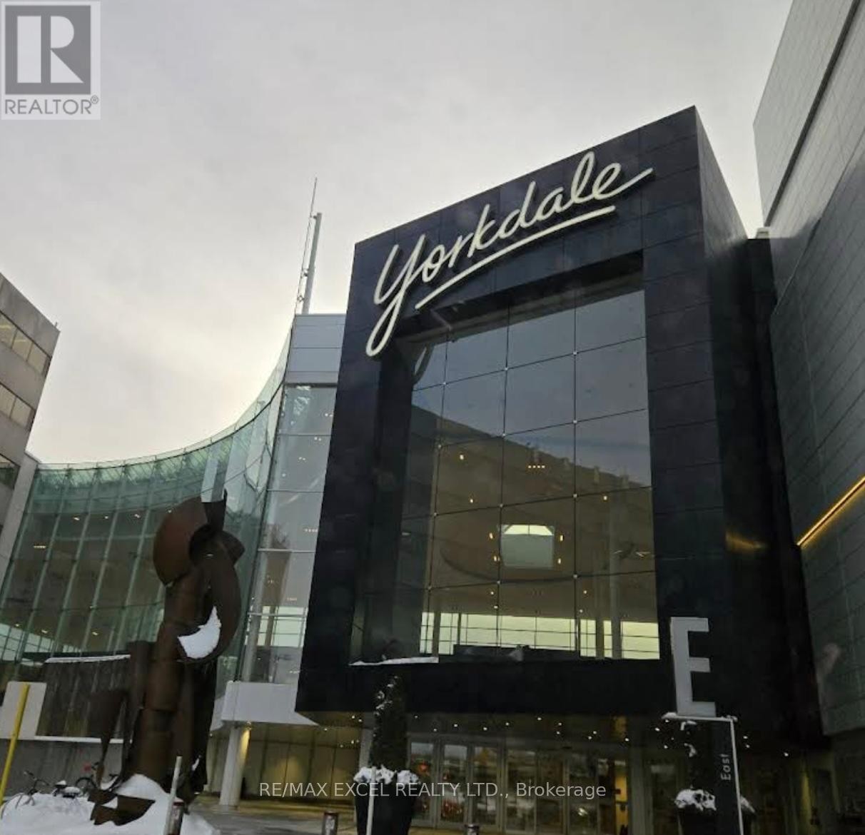 












711 - 920 SHEPPARD AVENUE W

,
Toronto (Bathurst Manor),




Ontario
M3H0A2

