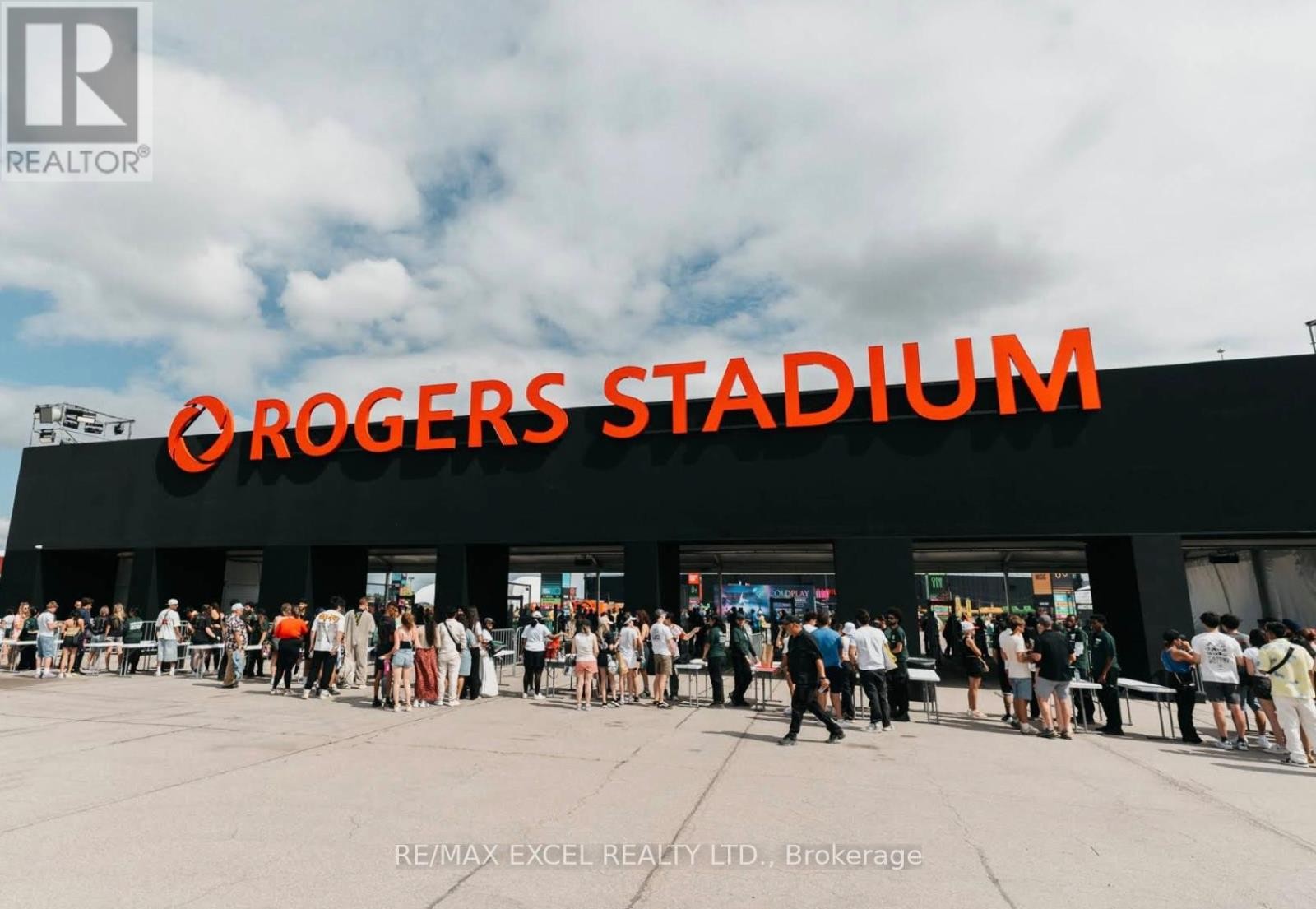 












711 - 920 SHEPPARD AVENUE W

,
Toronto (Bathurst Manor),




Ontario
M3H0A2

