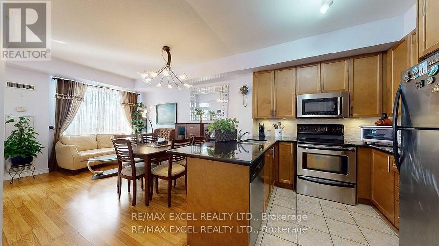 












1204 - 135 WYNFORD DRIVE

,
Toronto (Banbury-Don Mills),




Ontario
M3C0J4

