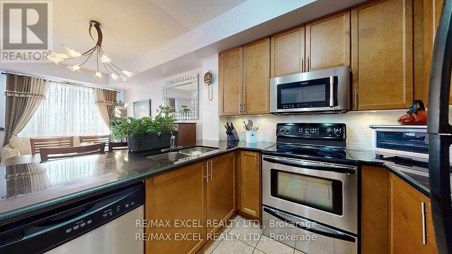 












1204 - 135 WYNFORD DRIVE

,
Toronto (Banbury-Don Mills),




Ontario
M3C0J4

