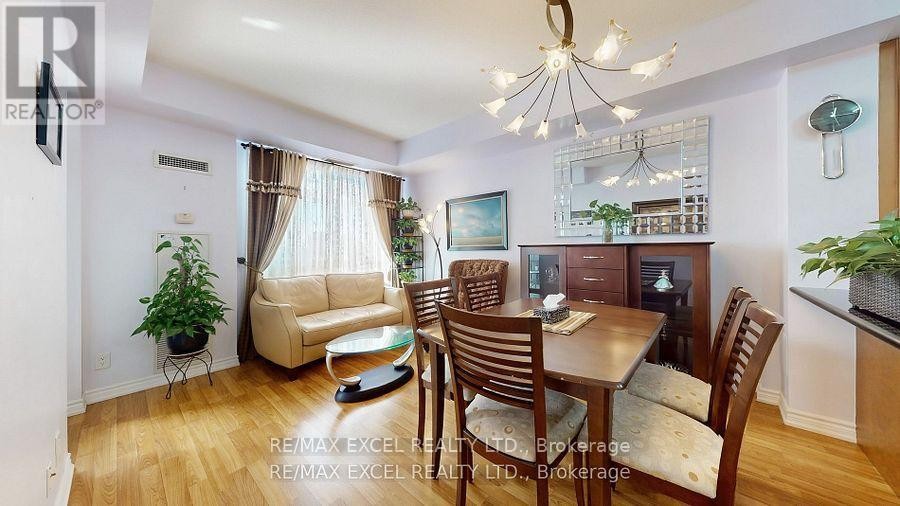 












1204 - 135 WYNFORD DRIVE

,
Toronto (Banbury-Don Mills),




Ontario
M3C0J4

