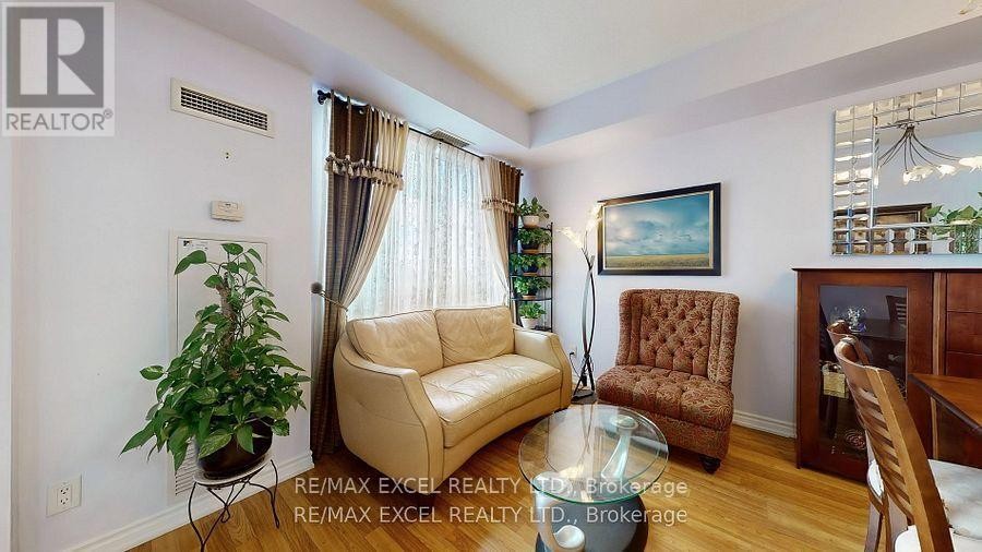 












1204 - 135 WYNFORD DRIVE

,
Toronto (Banbury-Don Mills),




Ontario
M3C0J4

