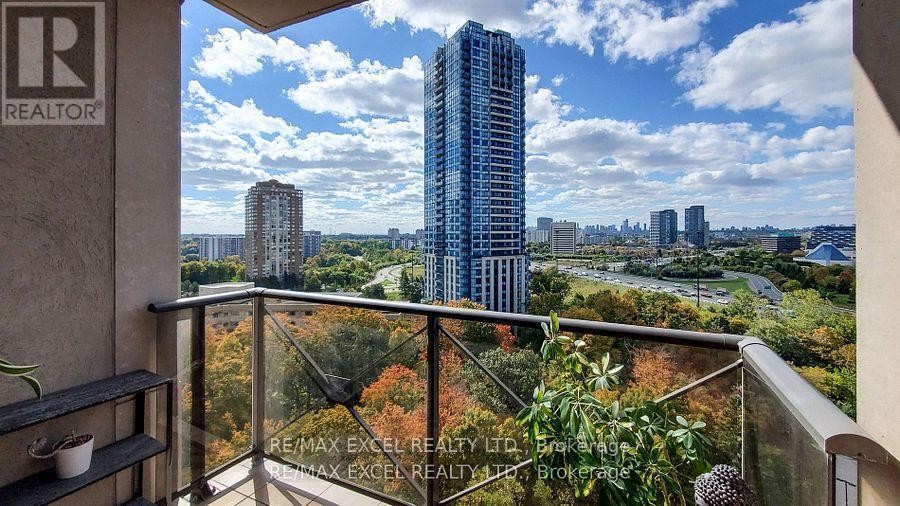 












1204 - 135 WYNFORD DRIVE

,
Toronto (Banbury-Don Mills),




Ontario
M3C0J4

