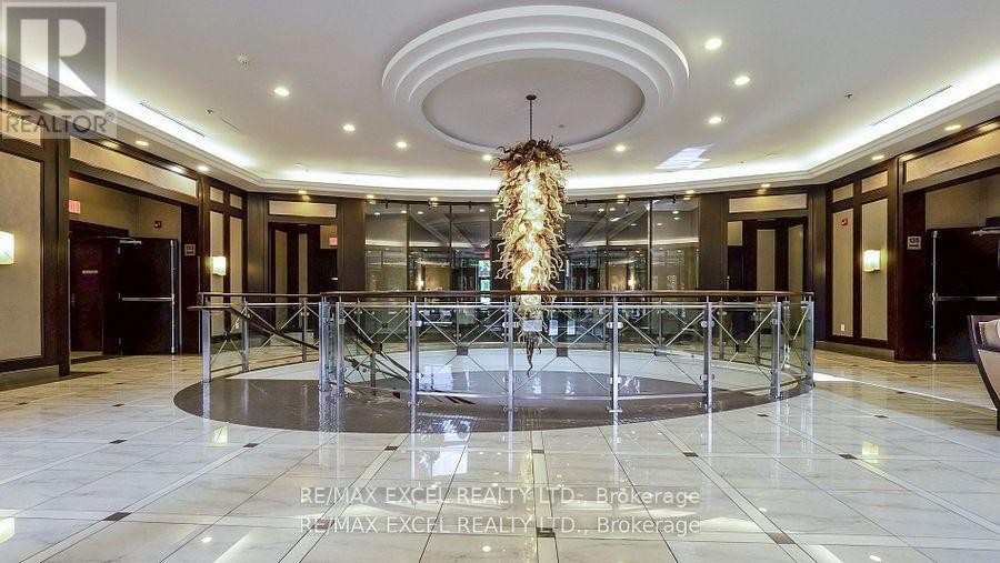 












1204 - 135 WYNFORD DRIVE

,
Toronto (Banbury-Don Mills),




Ontario
M3C0J4

