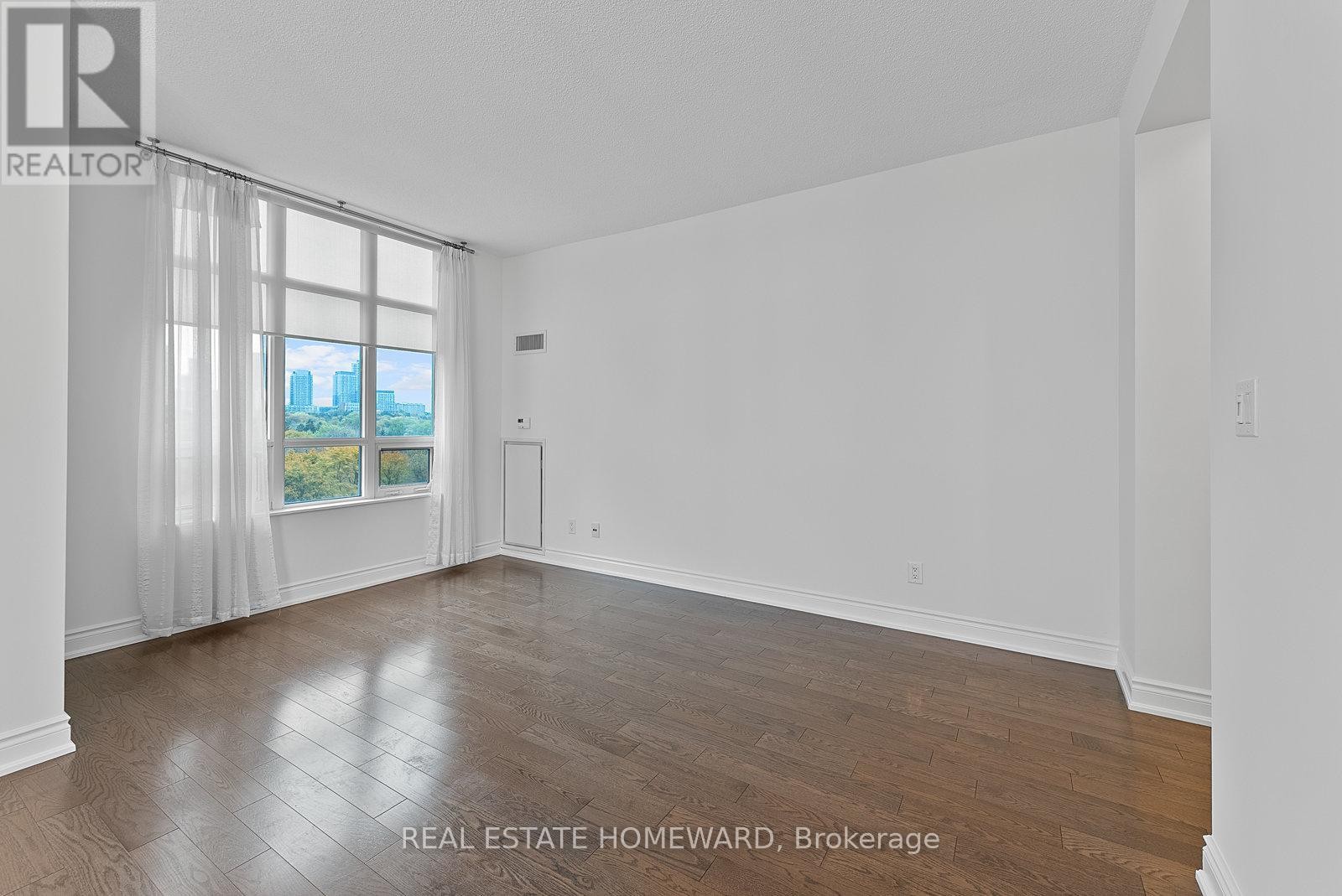 












714 - 10 BLOORVIEW PLACE

,
Toronto (Don Valley Village),




Ontario
M2J0B1

