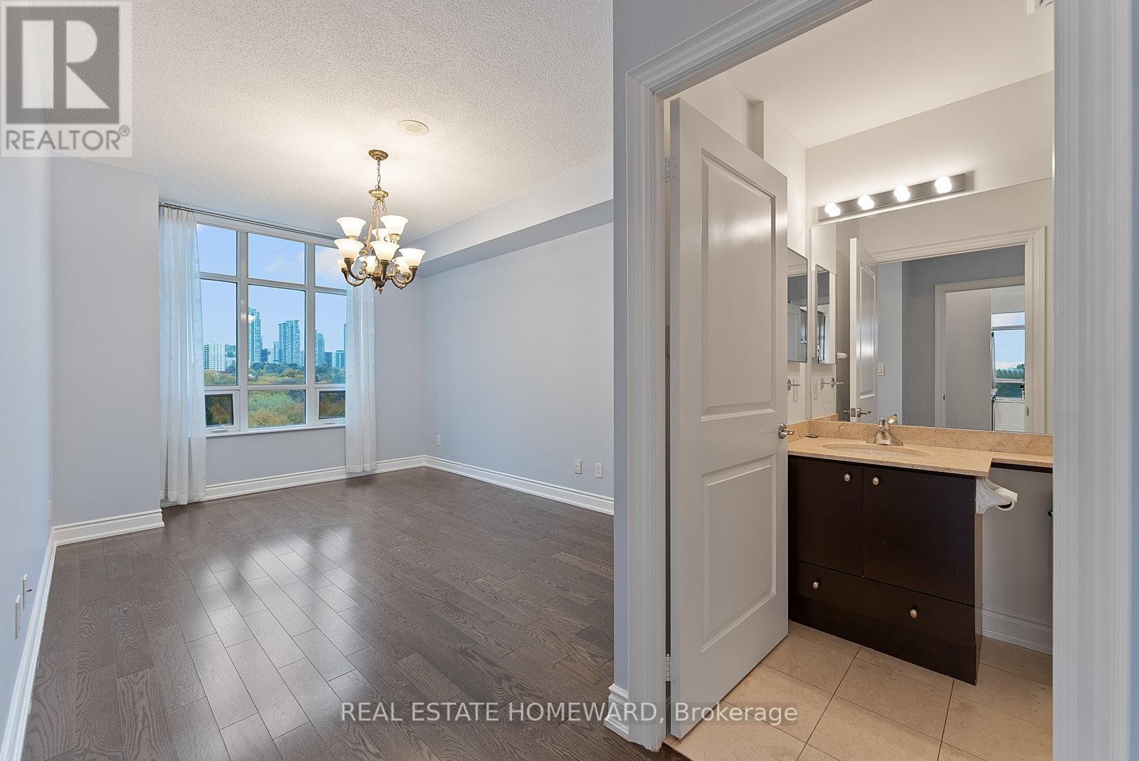 












714 - 10 BLOORVIEW PLACE

,
Toronto (Don Valley Village),




Ontario
M2J0B1

