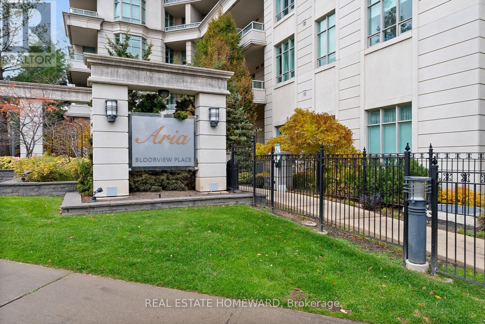 












714 - 10 BLOORVIEW PLACE

,
Toronto (Don Valley Village),




Ontario
M2J0B1

