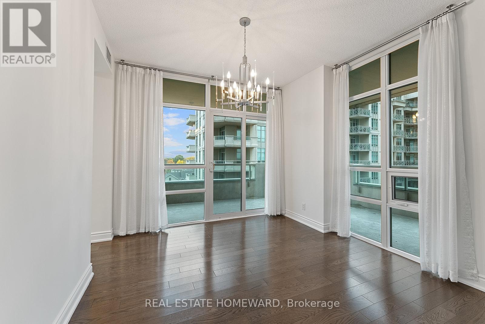 












714 - 10 BLOORVIEW PLACE

,
Toronto (Don Valley Village),




Ontario
M2J0B1

