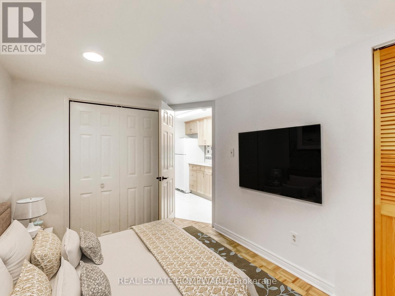 












183 MADISON AVENUE

,
Toronto (Annex),




Ontario
M5R2S6

