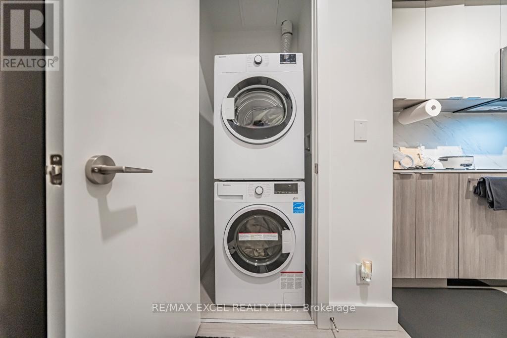 












302 - 625 SHEPPARD AVENUE E

,
Toronto (Bayview Village),




Ontario
M2K1B5

