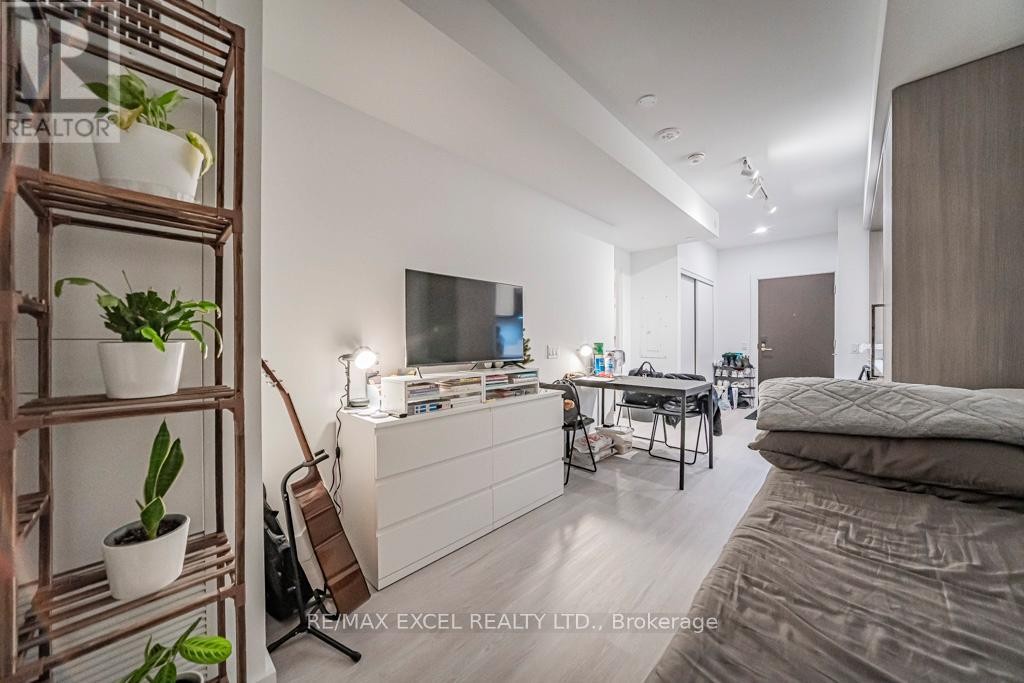 












302 - 625 SHEPPARD AVENUE E

,
Toronto (Bayview Village),




Ontario
M2K1B5

