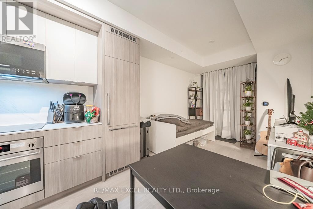 












302 - 625 SHEPPARD AVENUE E

,
Toronto (Bayview Village),




Ontario
M2K1B5

