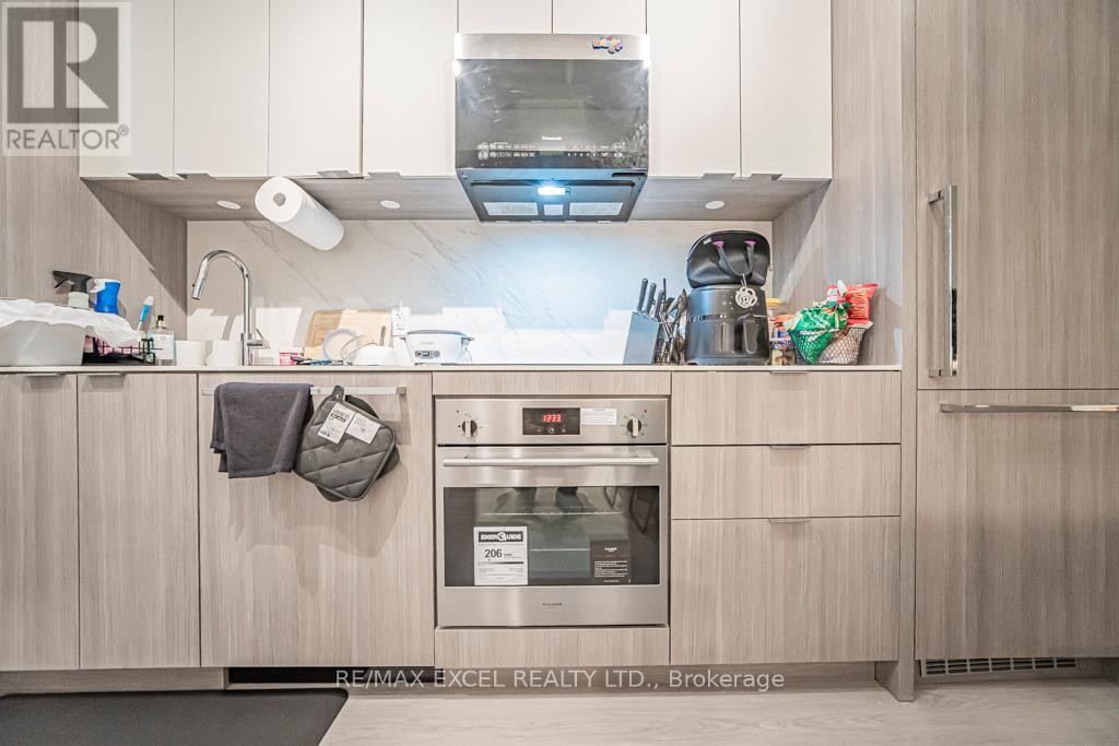 












302 - 625 SHEPPARD AVENUE E

,
Toronto (Bayview Village),




Ontario
M2K1B5

