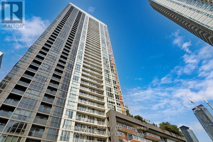 












3911 - 85 QUEENS WHARF ROAD

,
Toronto (Waterfront Communities),




Ontario
M5V0J9

