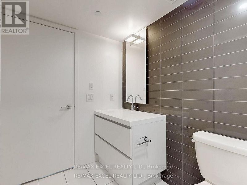 












3911 - 85 QUEENS WHARF ROAD

,
Toronto (Waterfront Communities),




Ontario
M5V0J9

